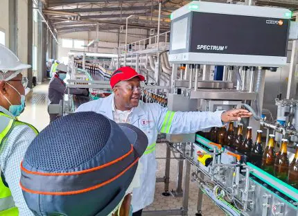 boissons-du-cameroun-:-des-investissements-a-l’usine-de-bafoussam-pour-booster-la-disponibilite