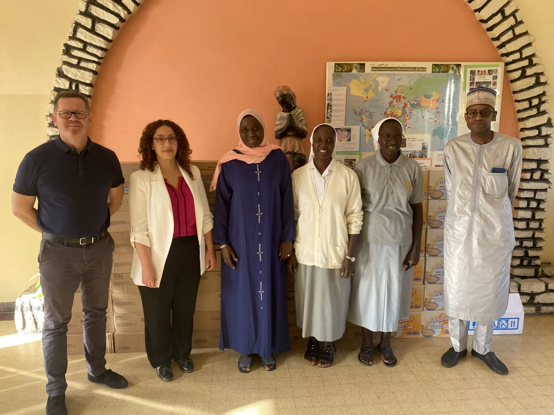 VISITE ET REMISE DE DON À LA POUPONNIÈRE DE LA MÉDINA