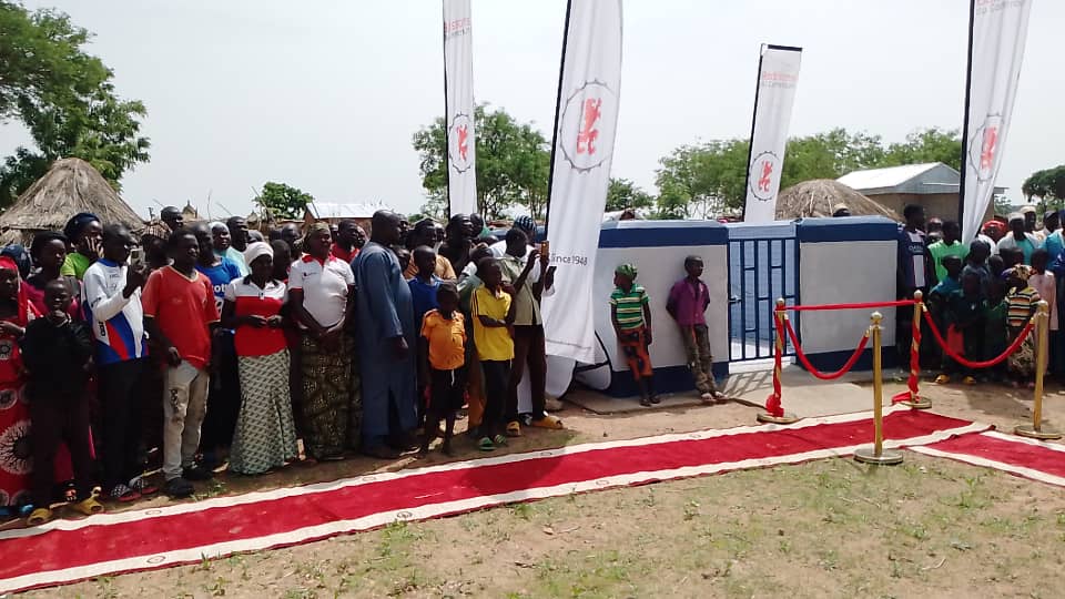 [ Bien-être ] Boissons du Cameroun offre un forage d&rsquo;eau potable aux populations de Gashiga