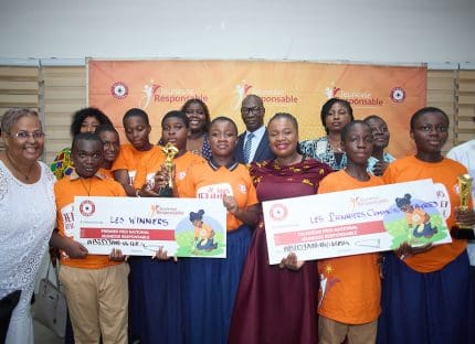 1ere-edition-du-concours-peace-:-un-engagement-pour-la-jeunesse-et-le-developpement-durable